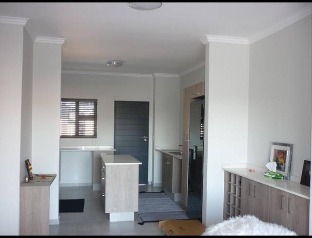 2 BEDROOM APARTMENT FOR SALE IN KYALAMI